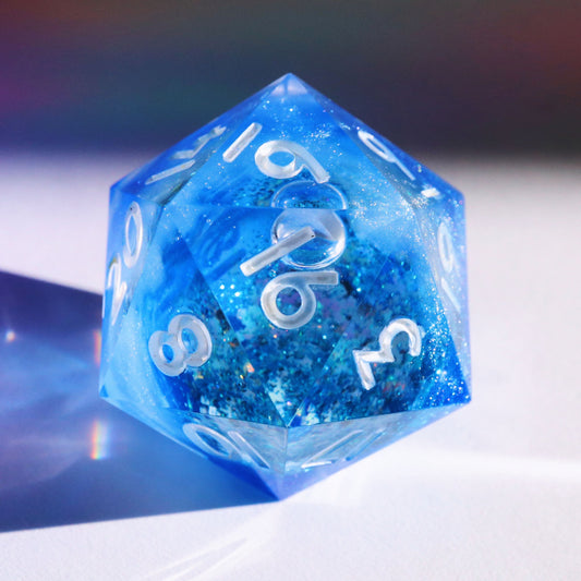 Snowflake Liquid Core Chonk D20